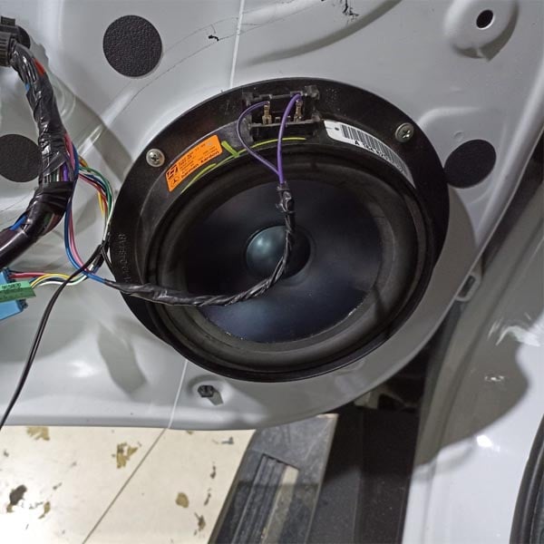 Loa cánh cửa 6.5" Harman Kardon Logic 7 cao cấp. loa tháo xe chất lượng cao công suất lớn