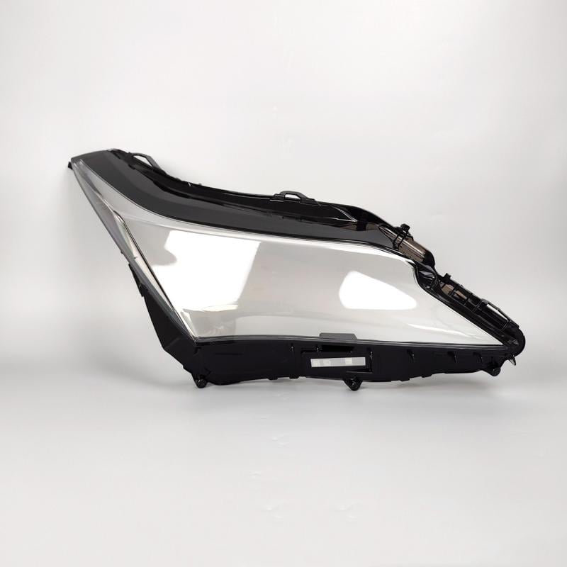 Vỏ đèn pha Lexus trong suốt, dành cho các mẫu Lexus, được làm bằng nhựa trong suốt chất lượng cao, tạo ra vẻ ngoài sang trọng và tối ưu hóa ánh sáng phát ra từ đèn pha.