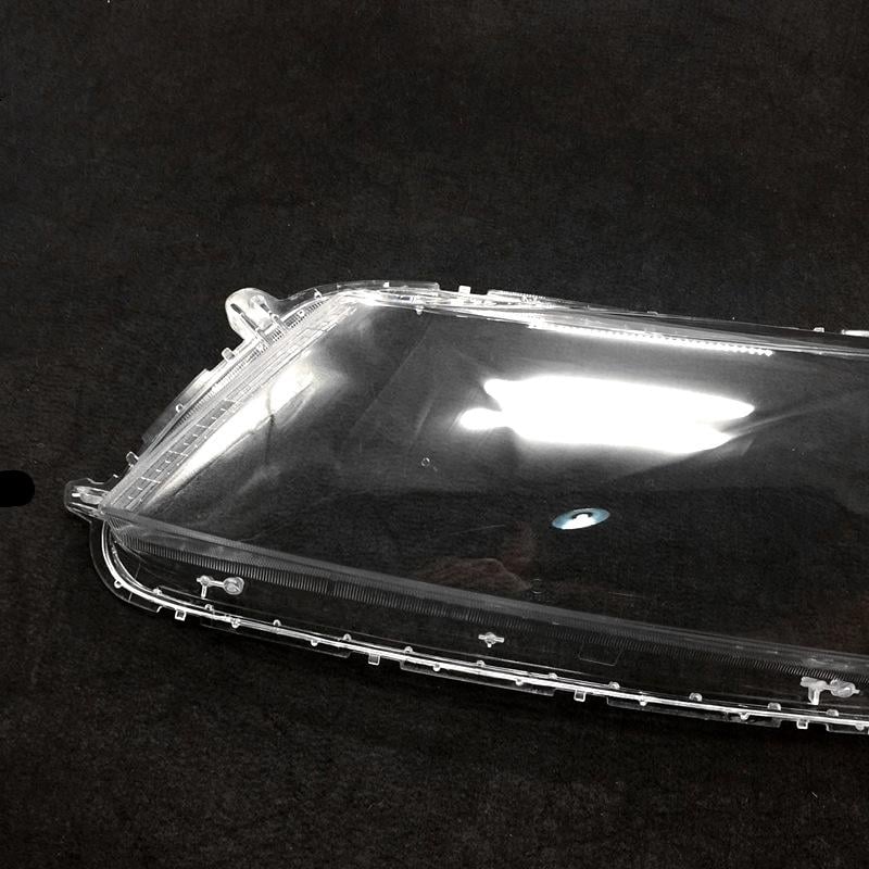 Vỏ đèn pha Mazda BT50, chất liệu nhựa trong suốt, dành cho Mazda BT50, sản phẩm chất lượng cao, có lớp phủ đặc biệt bằng gốm cao cấp, cung cấp khả năng chống mài mòn và lão hóa đặc biệt, đồng thời đảm bảo độ bền lâu dài.