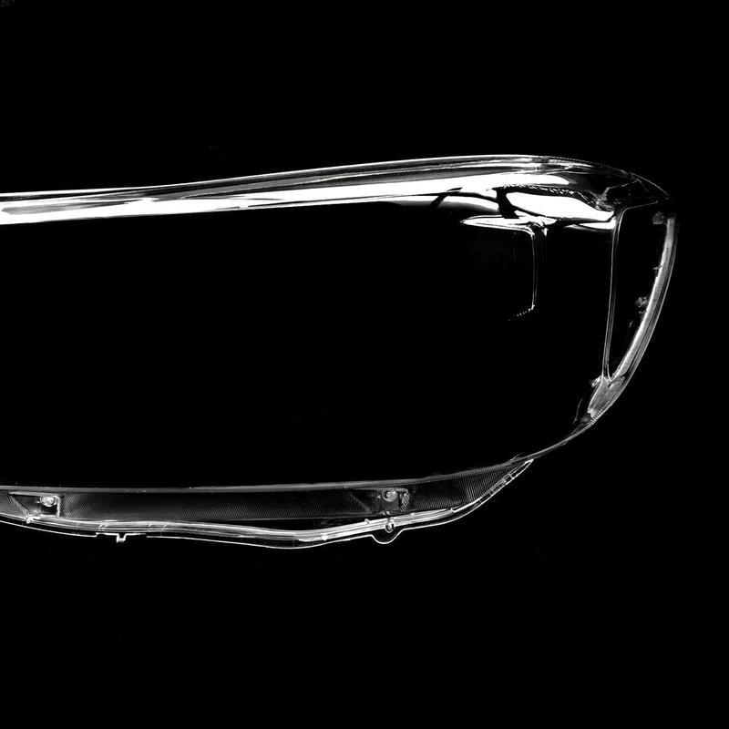 Vỏ đèn pha dòng Toyota Fortuner, được làm bằng nhựa trong suốt chất lượng cao, tạo vẻ ngoài sang trọng và tối ưu hóa ánh sáng phát ra từ đèn pha.